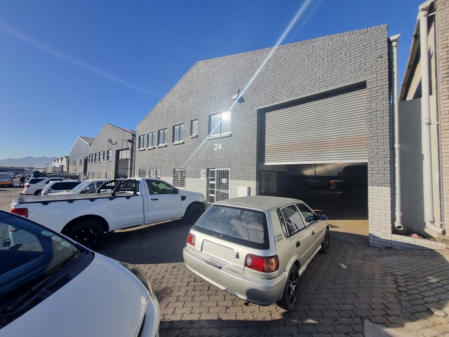 To Let commercial Property for Rent in Okavango Park Western Cape